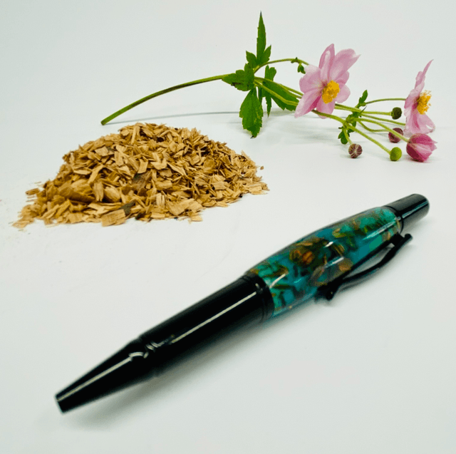 Whiskey Resin Twist Pen